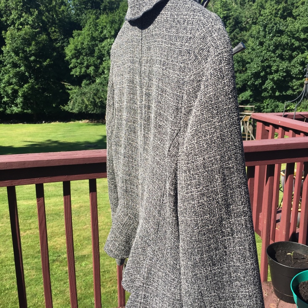 Jacket - Picture 4 of 8